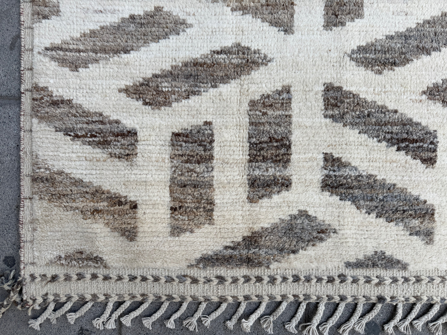 Berber Hand knotted Rug (360x280cm)