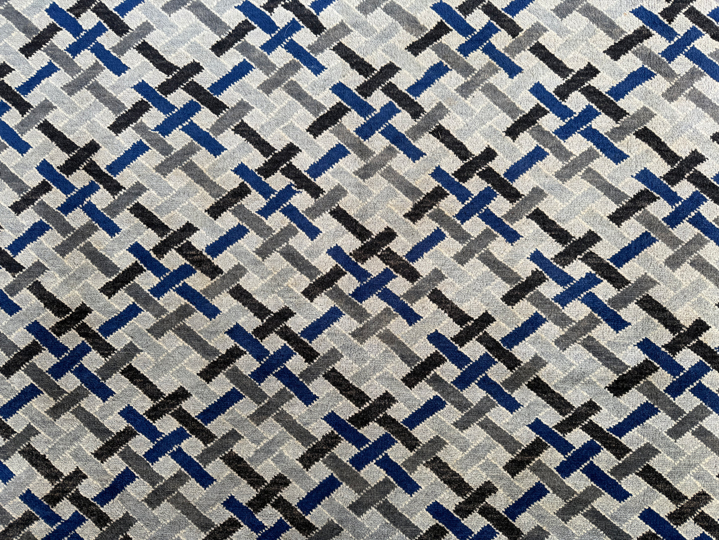 Gabbe Rug 276x250cm