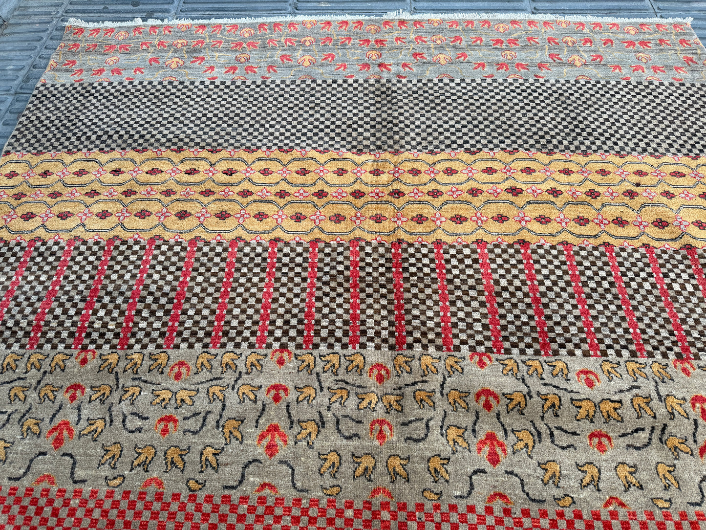 Oriental rug 250x203cm