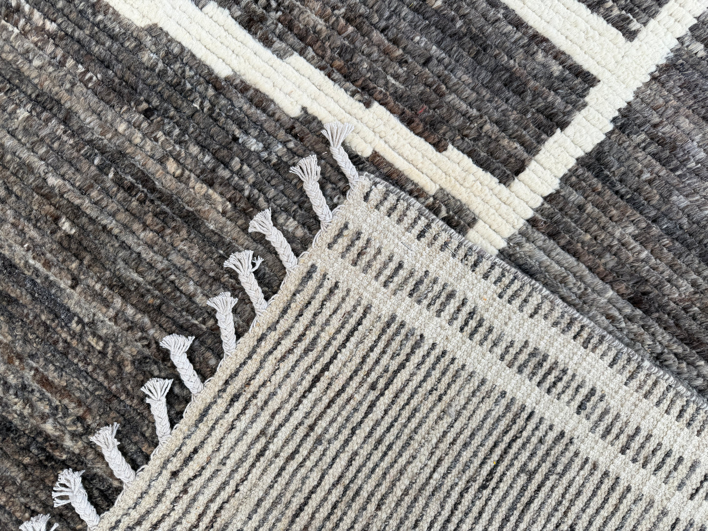 Berber Hand knotted Rug (380x280cm)