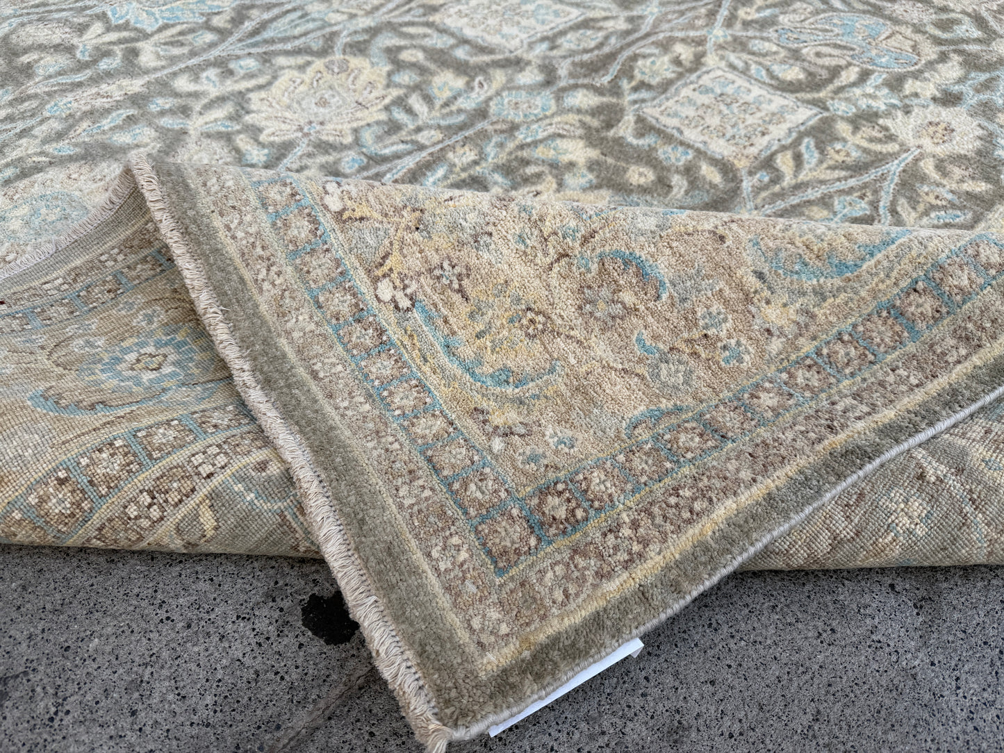 Chobi rug 280x184cm
