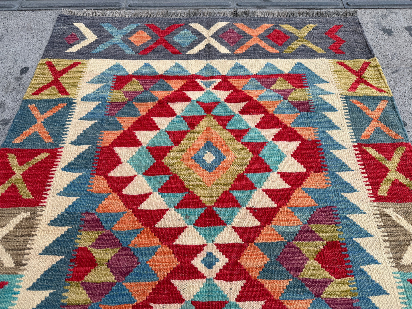 Maimana Kilim