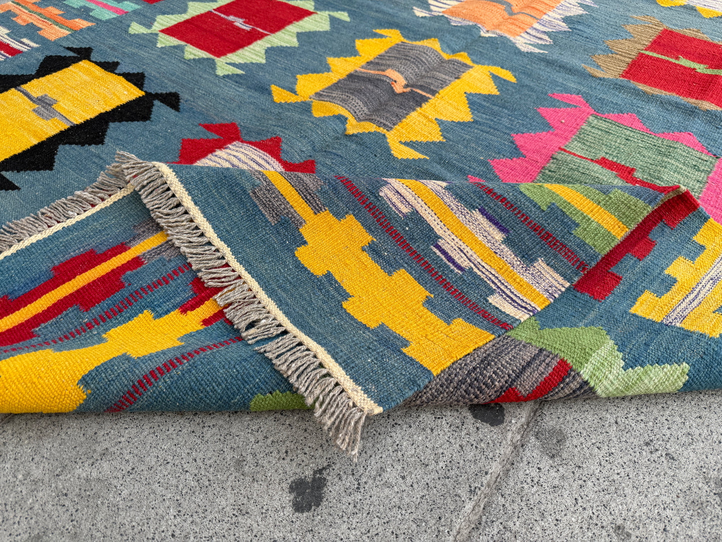 Comtemporary design Kilim 244x170cm