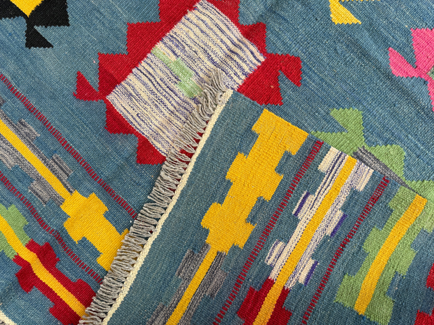 Comtemporary design Kilim 244x170cm