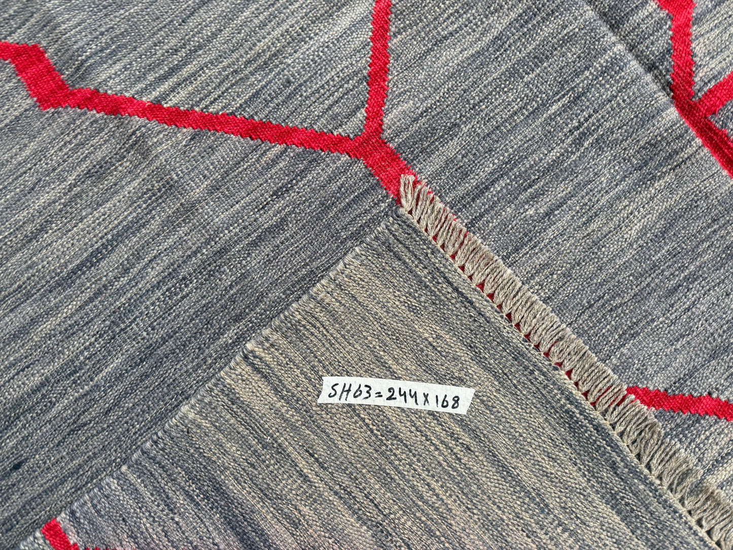 Comtemporary design Kilim 244x170cm