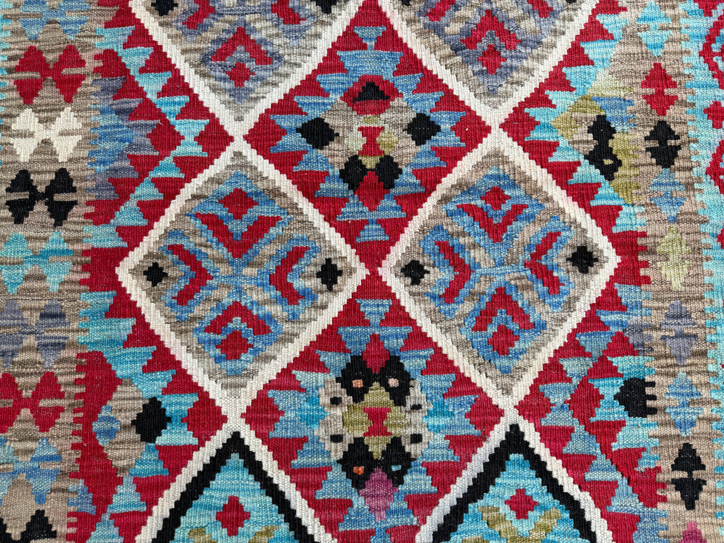 Maimana Kilim