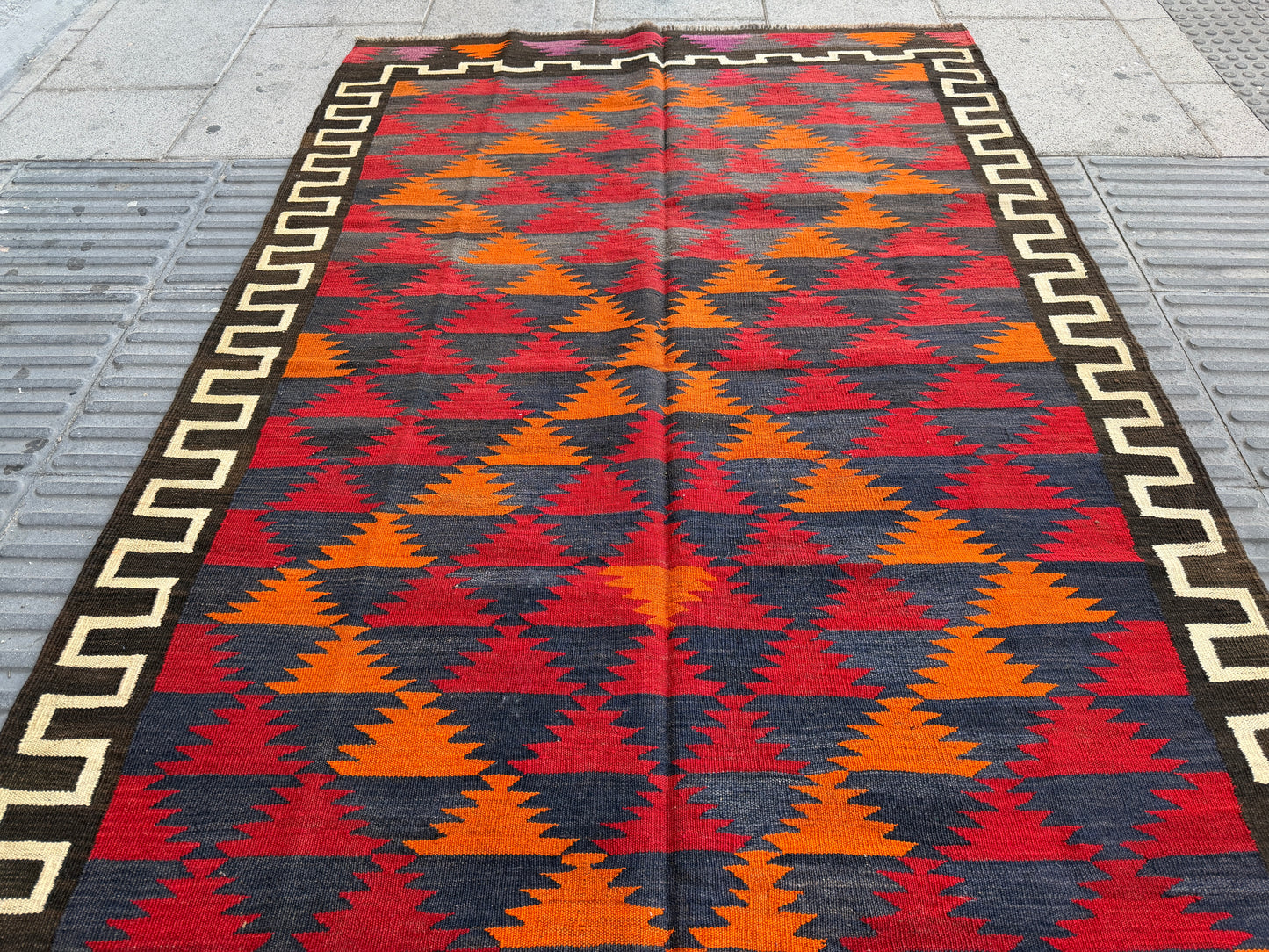 Vinatge Kilim 306x140cm
