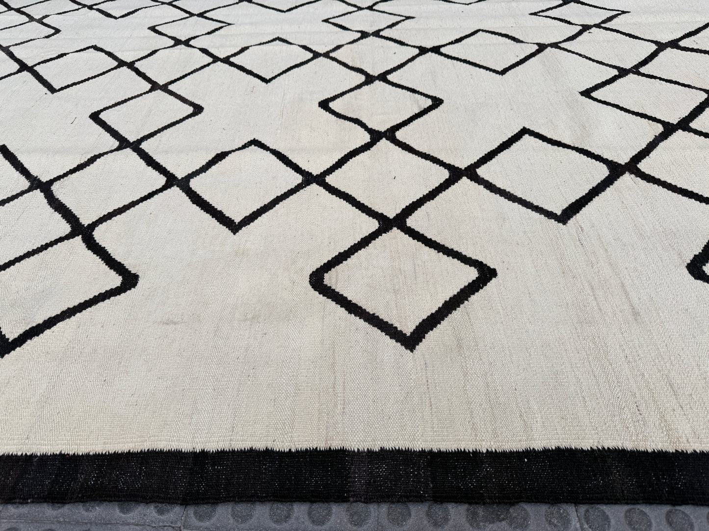 Berber Kilim 346x252cm