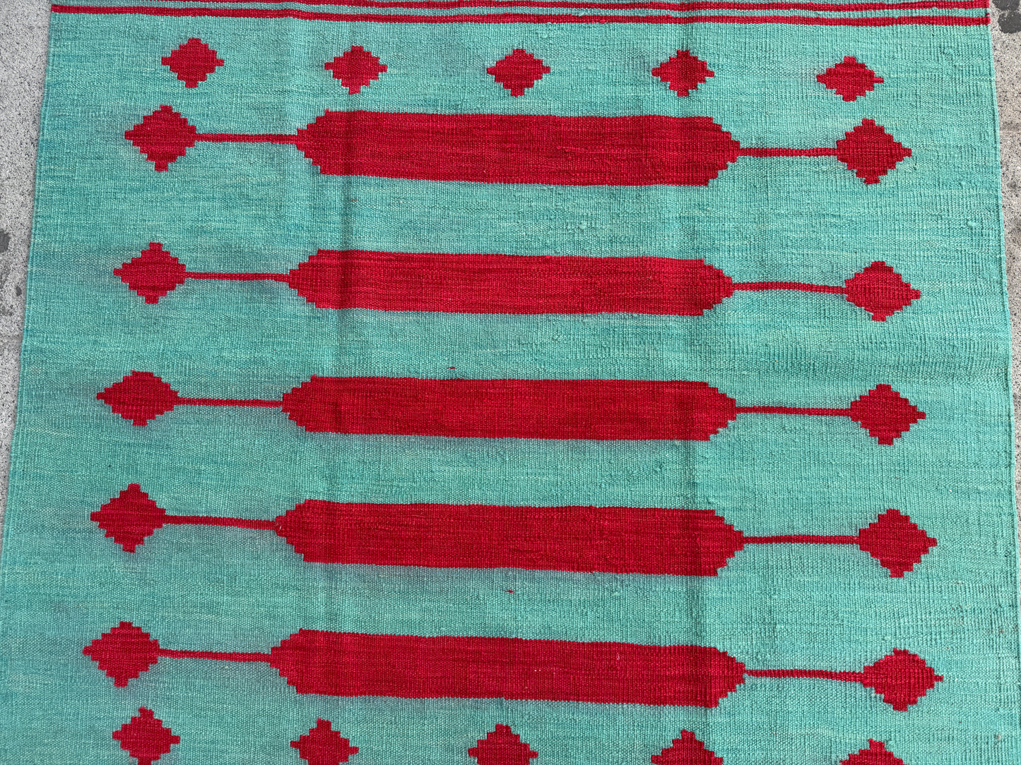 Modern kilim 194x125cm