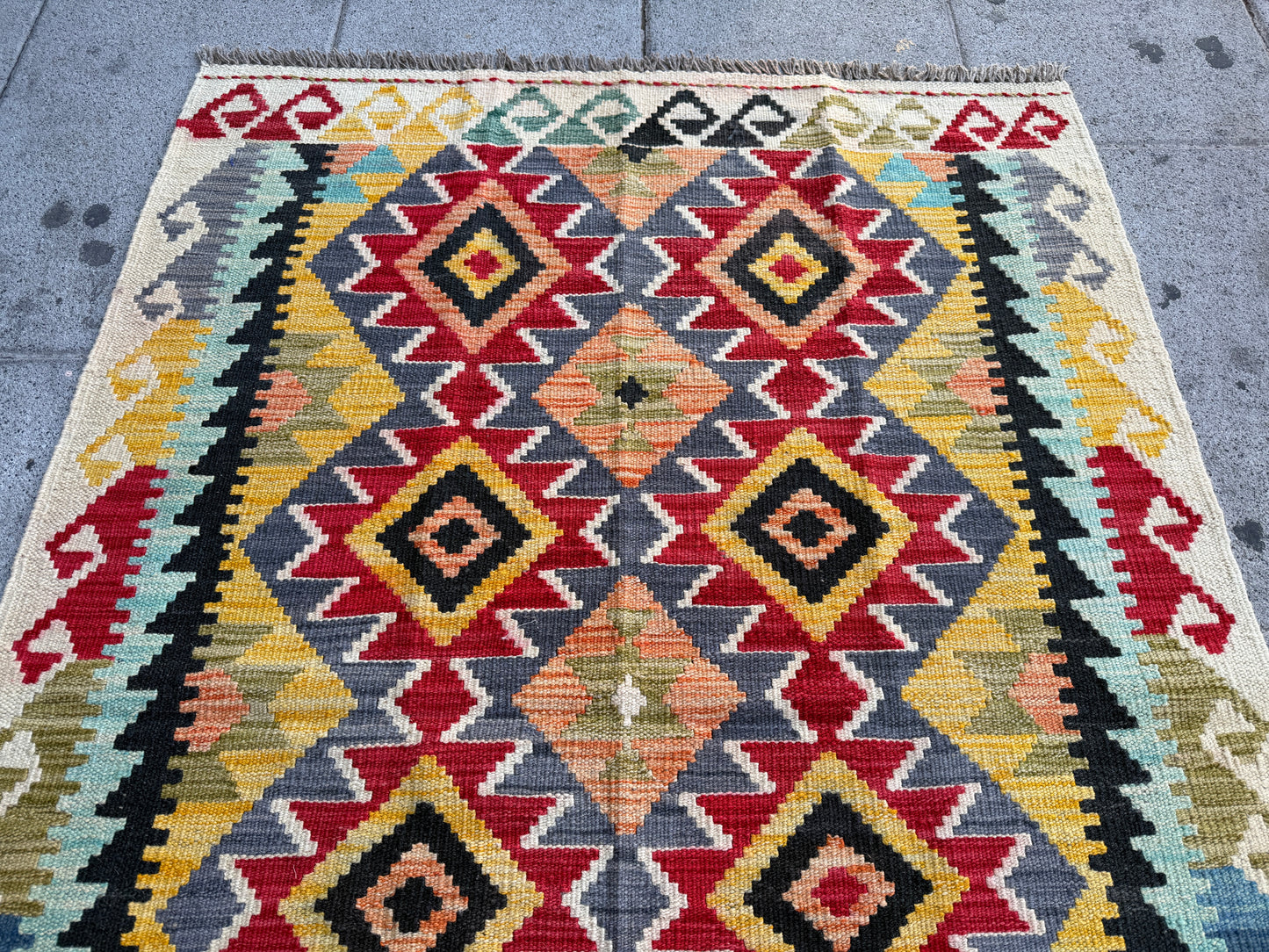 Maimana Kilim