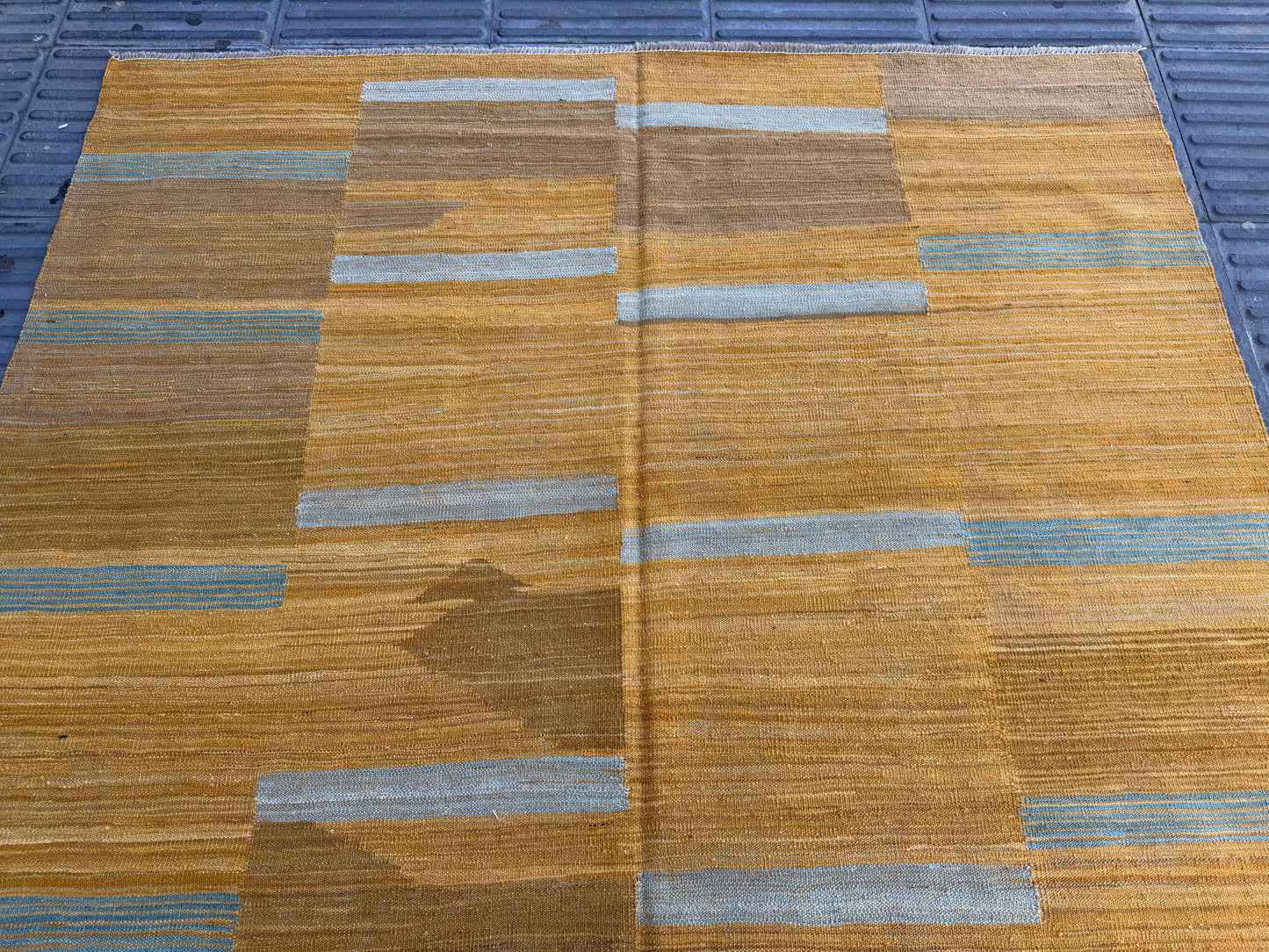 Contemporary design Kilim 245x184cm
