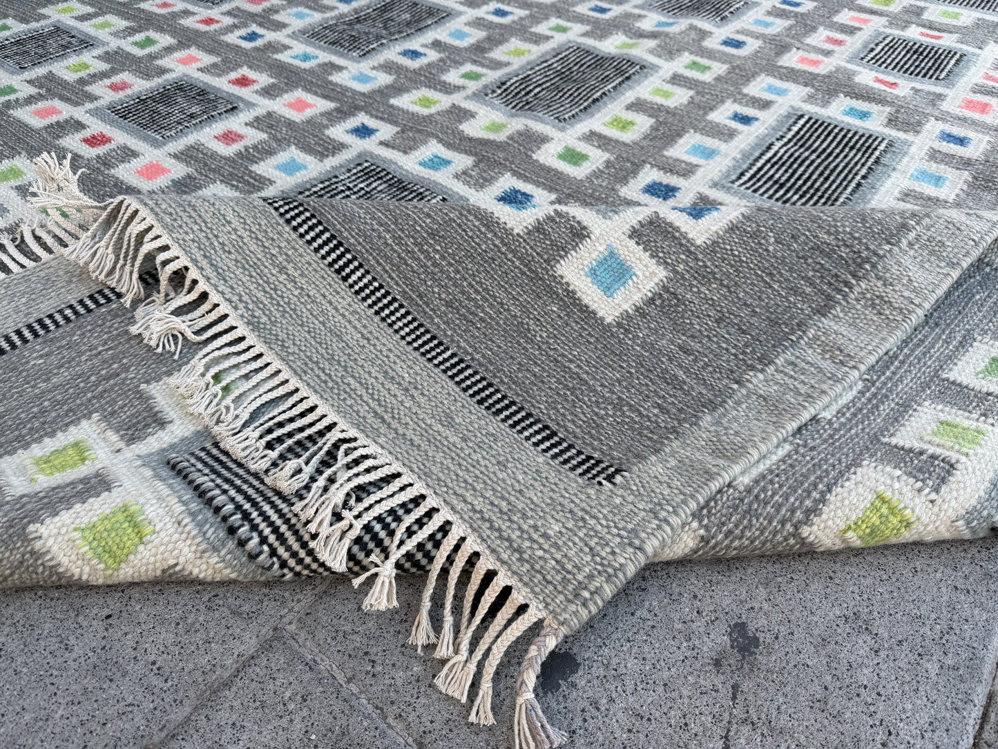 Contemporary design Kilim 300x250cm