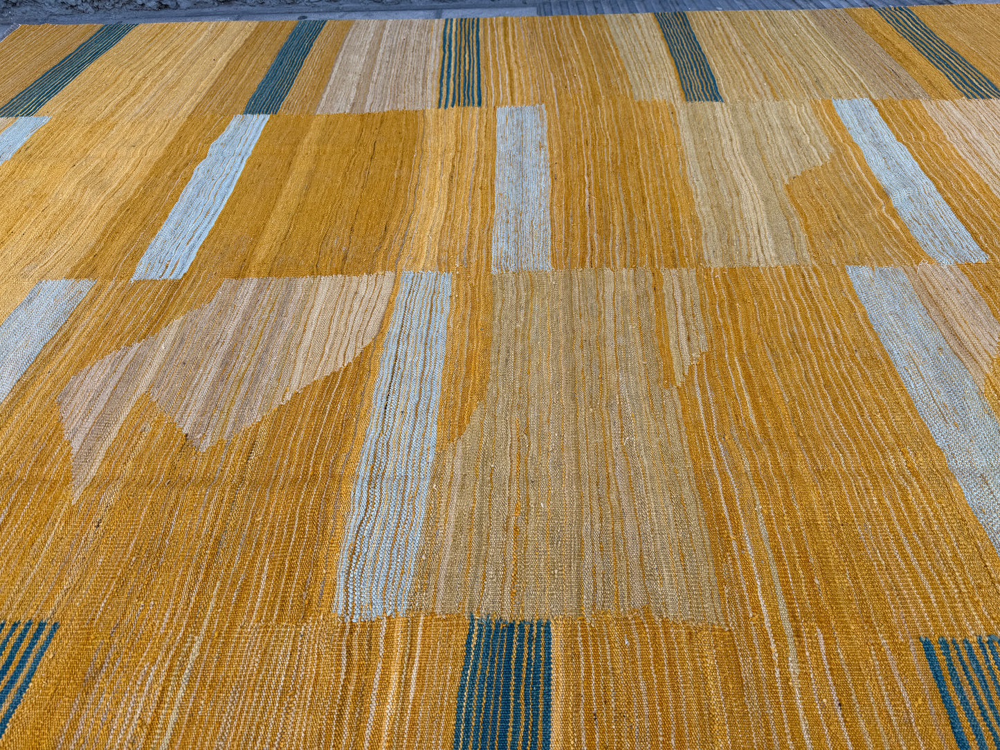 Contemporary design Kilim 300x250cm