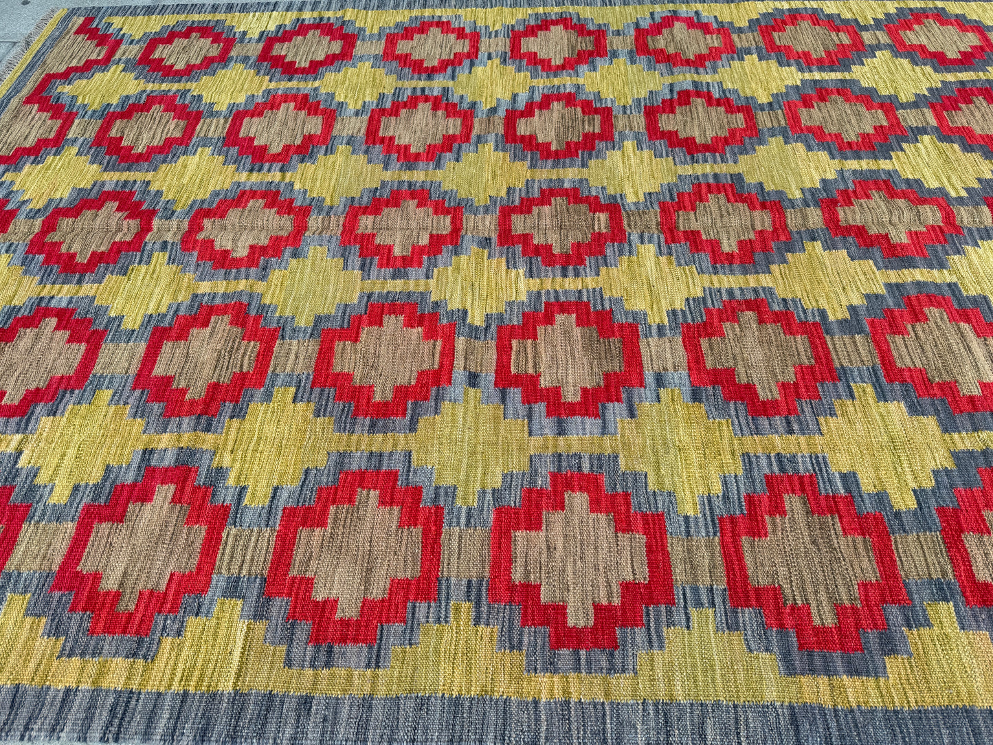 Comtemporary design Kilim 243x186cm