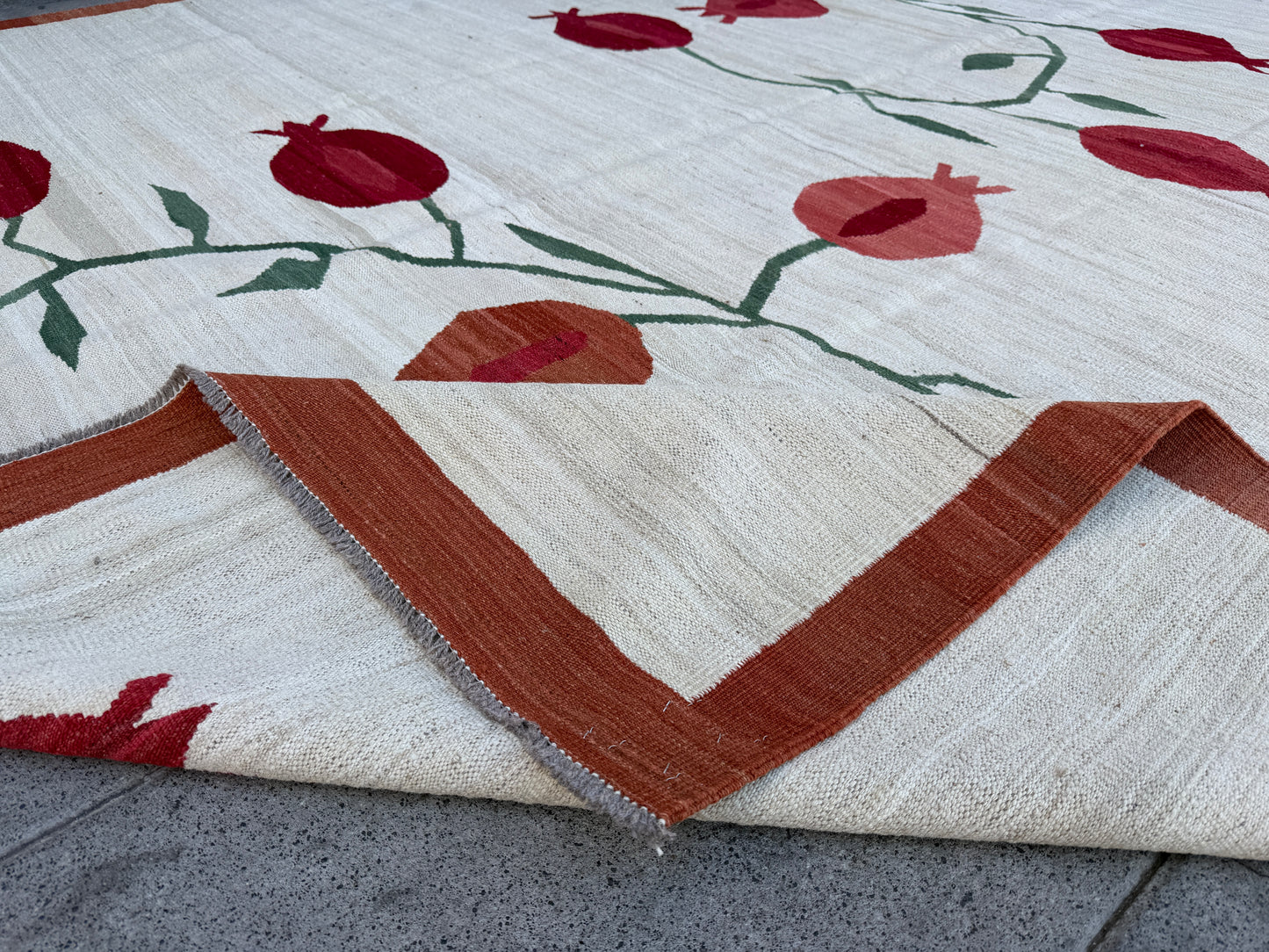 Contemporary design Kilim 300x270cm