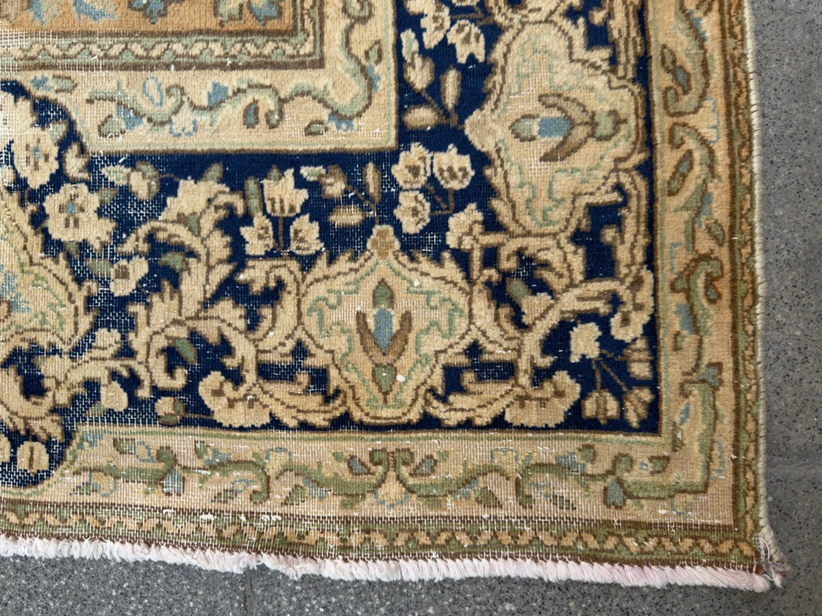 Vintage overdyed Rug (350x250cm)