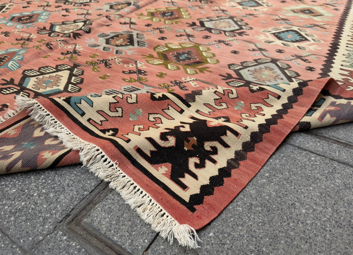 Vintage kilim 292 x 197cm