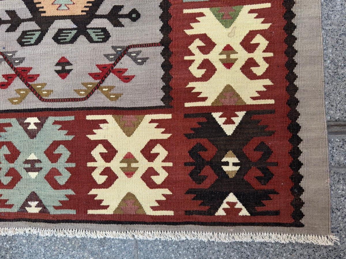 Vintage kilim 300 x 210cm