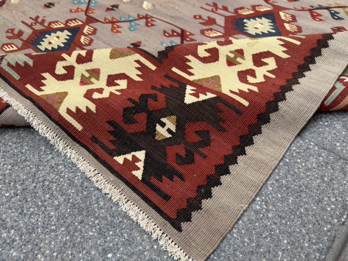 Vintage kilim 300 x 210cm
