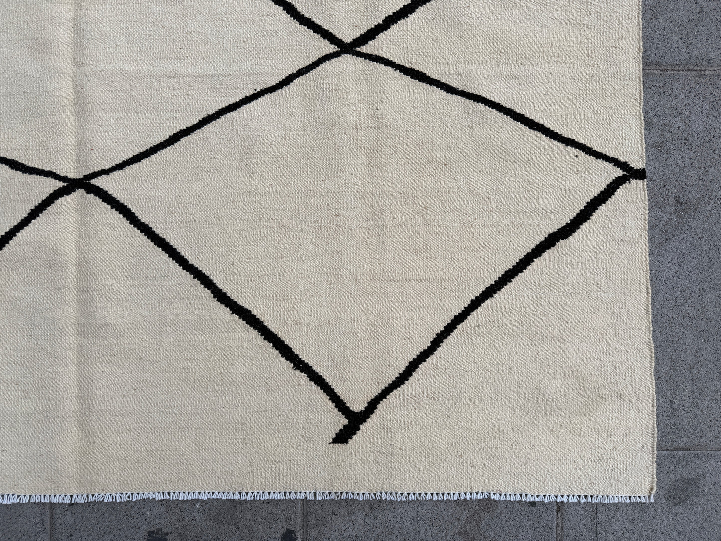 Classic berber Kilim 246x180cm