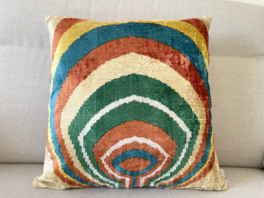 Velvet silk cushion 50x50cm.