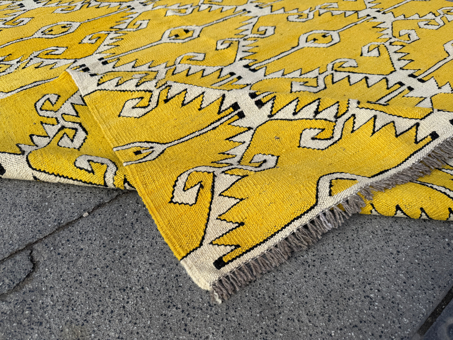 Contemporary design Kilim 200 x 150cm