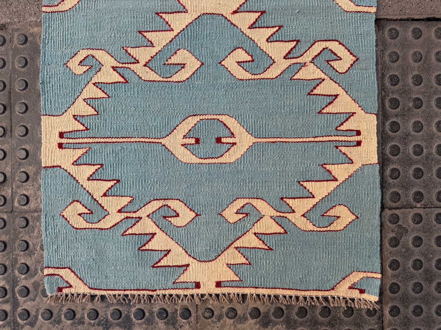 Modern kilim Runner 250x72cm.