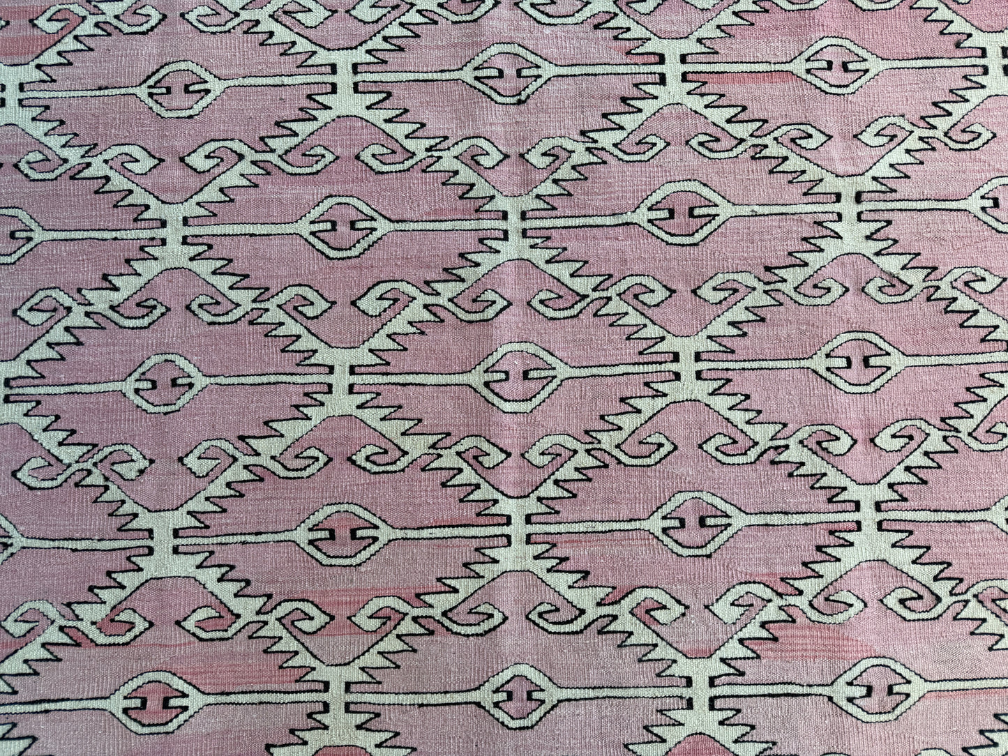 Comtemporary design Kilim 230x193cm