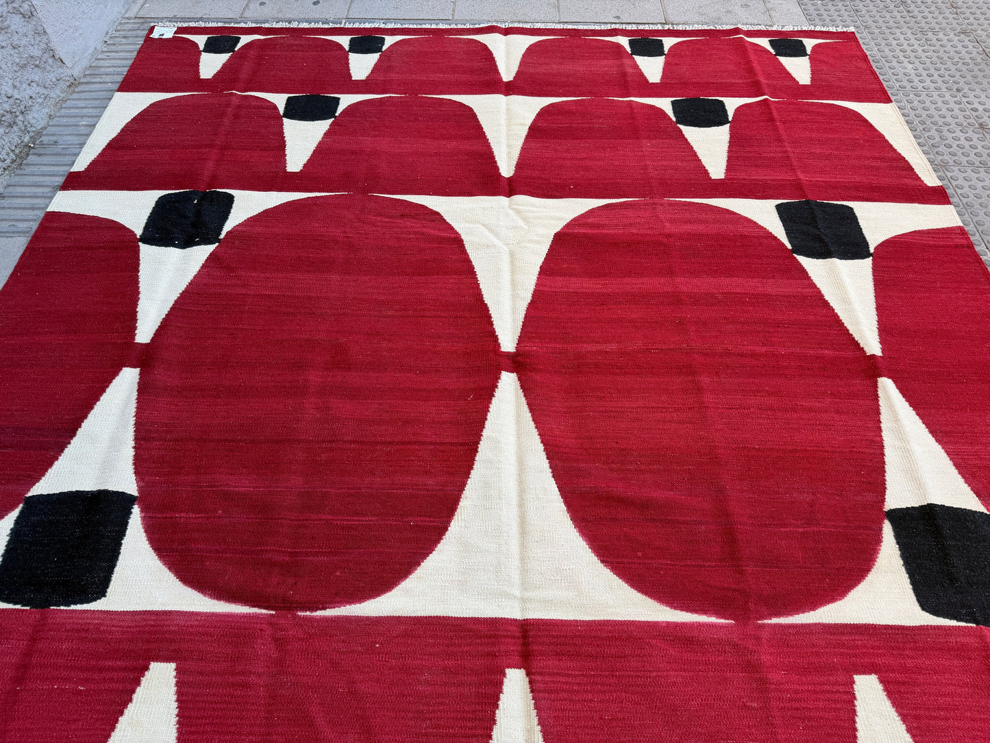 Modern kilim 305 x 255cm