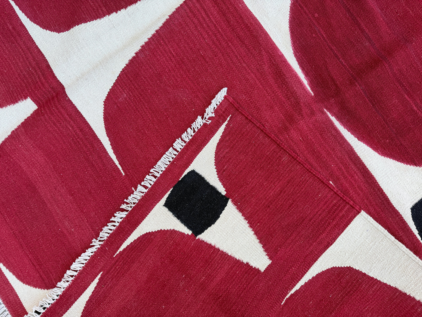 Modern kilim 305 x 255cm