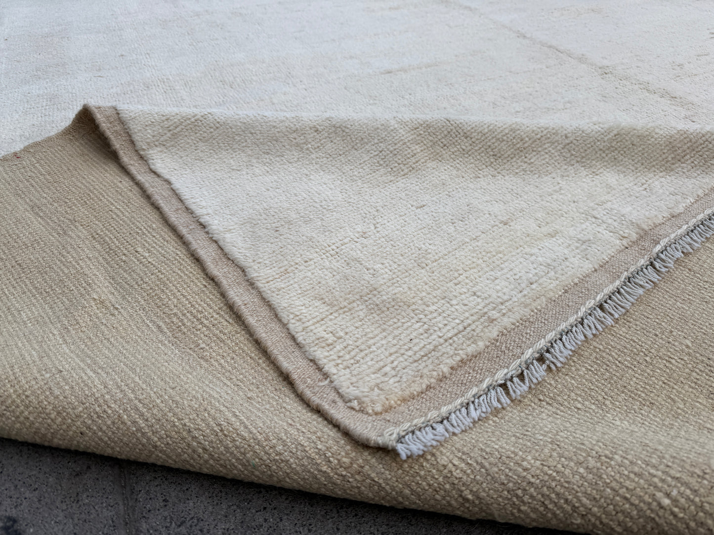 Plain Rug (430x300)