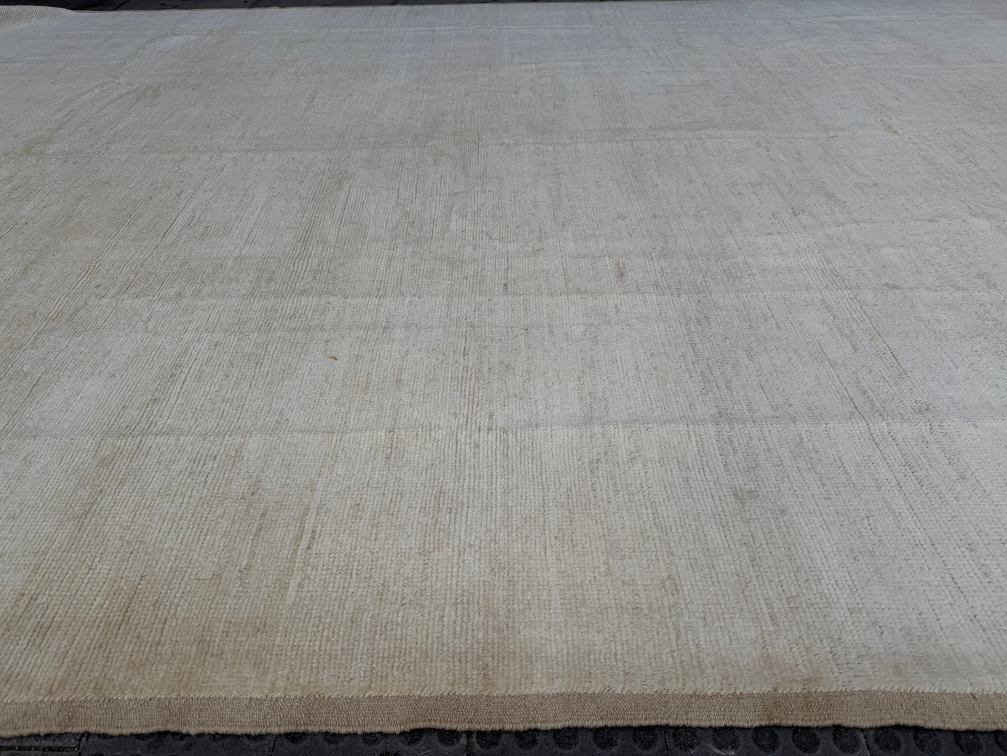 Plain Rug (430x300)