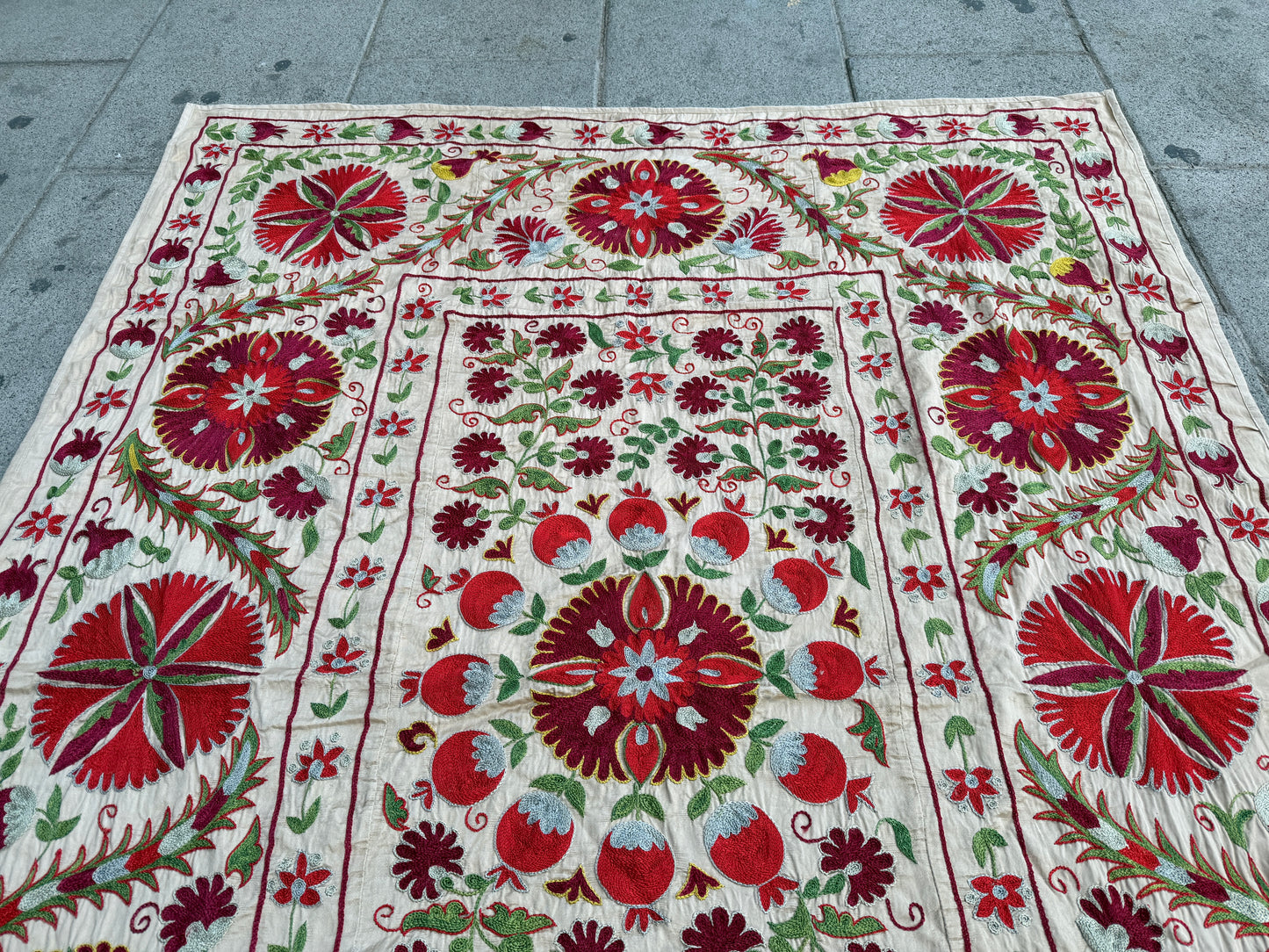 Vintage Suzani Hand Embroidered Silk 190x142cm