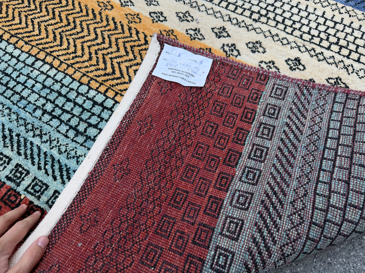 Gabbe Rug 310x250cm