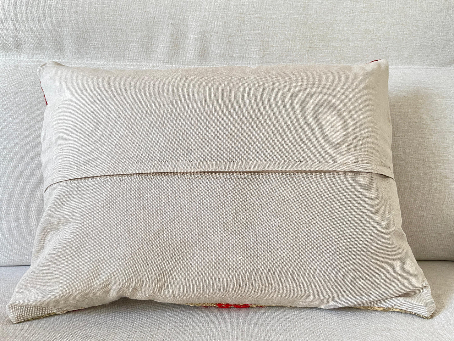 Hand woven Kilim cushion cover (60x40cm)