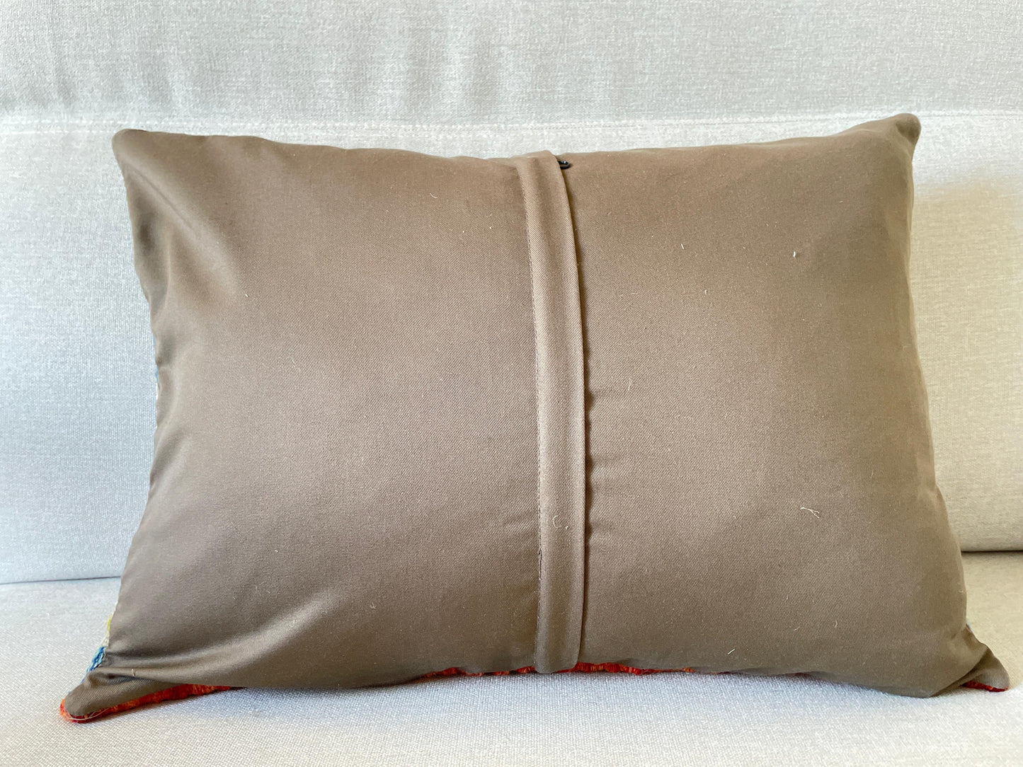 Hand woven Kilim cushion cover (60x40cm)
