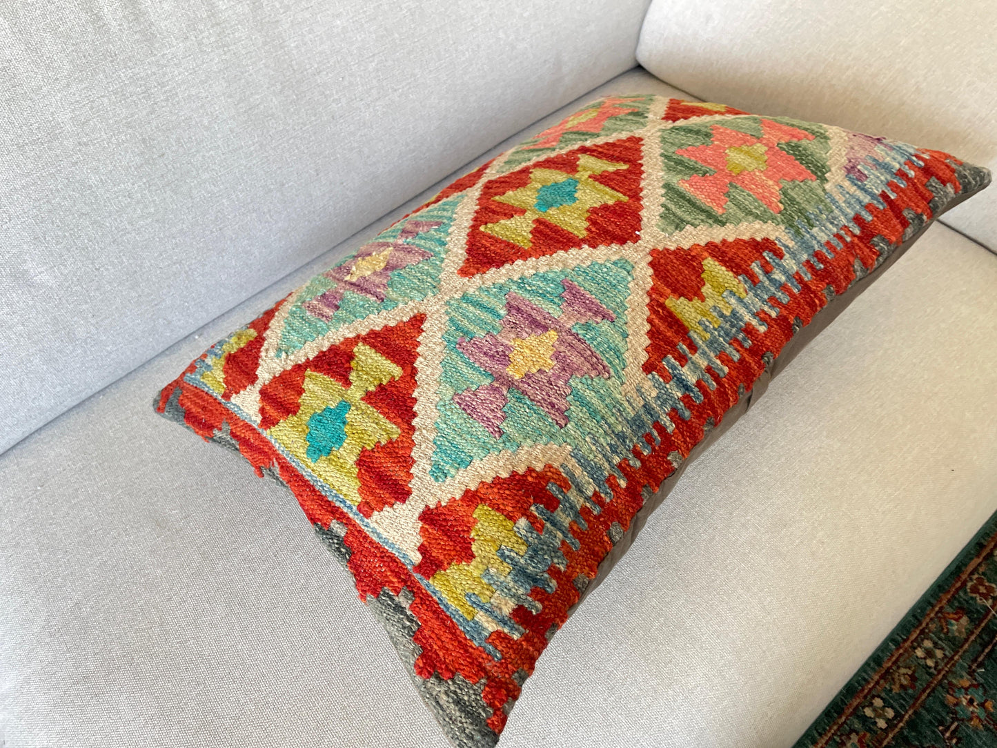 Hand woven Kilim cushion cover (60x40cm)