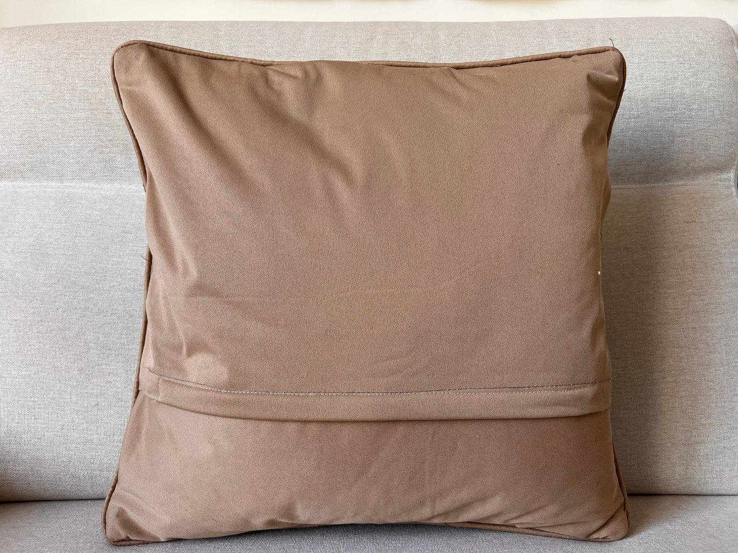Hand woven Kilim cushion cover (50x50cm).