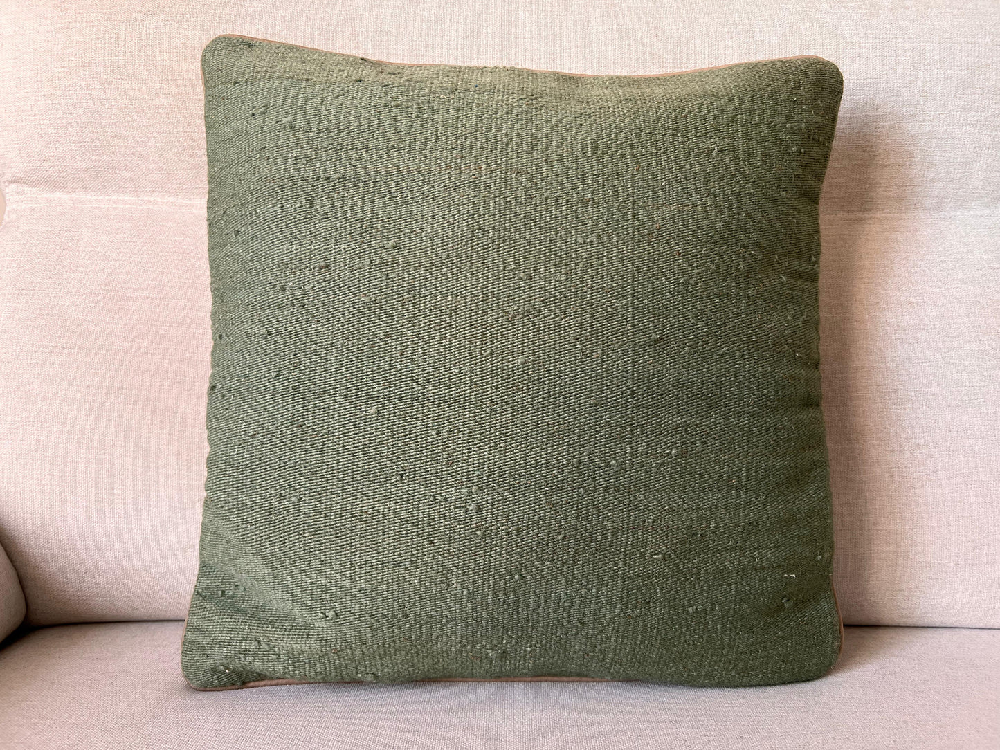 Hand woven Kilim cushion cover (50x50cm).