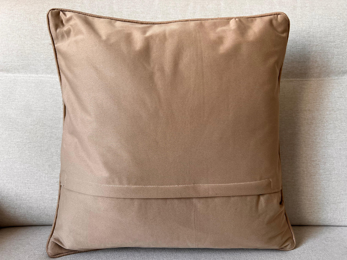 Hand woven Kilim cushion cover (50x50cm).