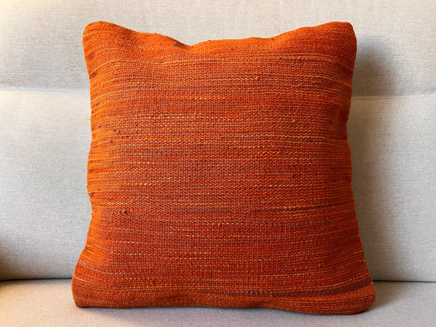 Hand woven Kilim cushion cover (50x50cm).