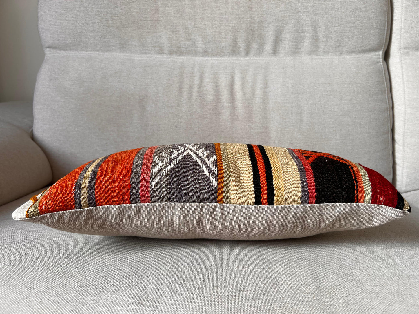 Hand woven Kilim cushion cover (50x30cm)
