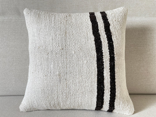 Hand woven Kilim cushion cover (40x40cm)