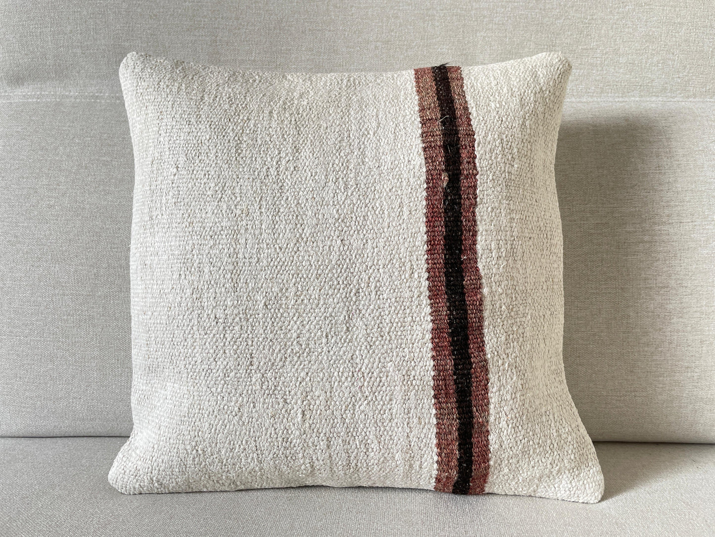 Hand woven Kilim cushion cover (40x40cm)