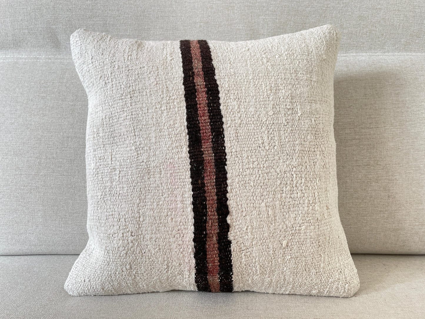 Hand woven Kilim cushion cover (40x40cm)