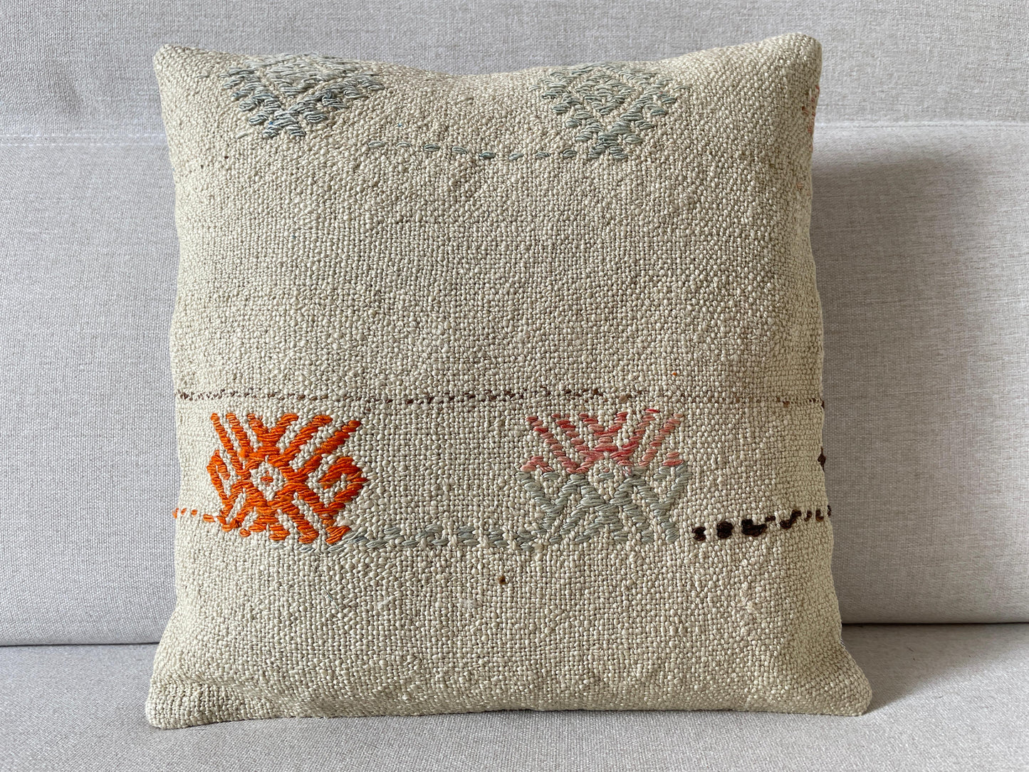 Hand woven Kilim cushion cover (40x40cm)