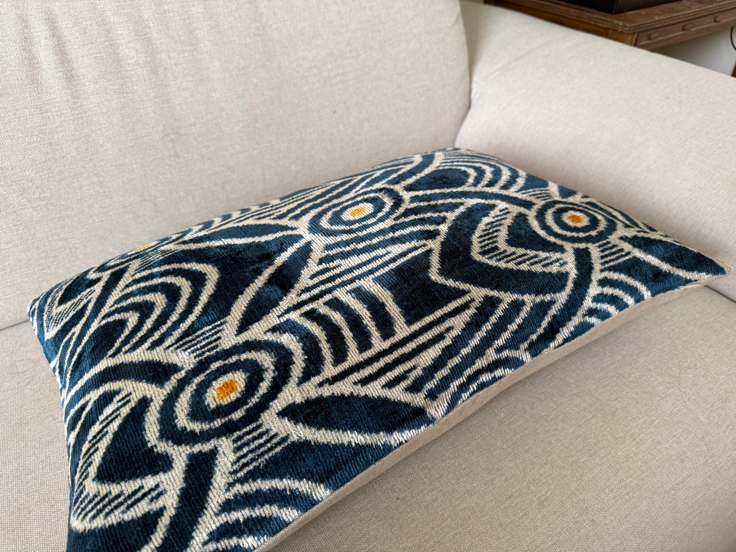 Ikat velvet cushion Hand made (40x60cm)