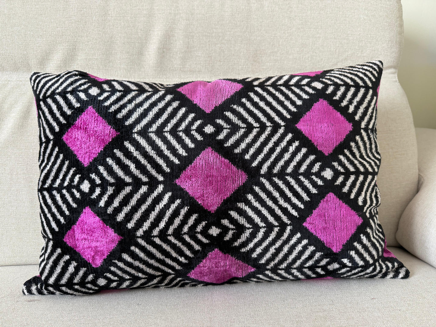 Ikat velvet cushion Hand made (40x60cm)