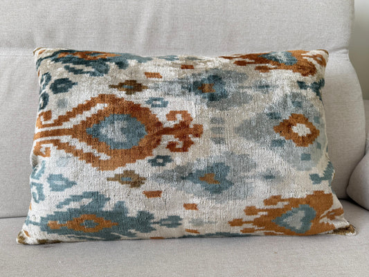 Ikat velvet cushion Hand made (40x60cm)
