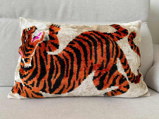 Ikat velvet cushion Hand made (40x60cm)